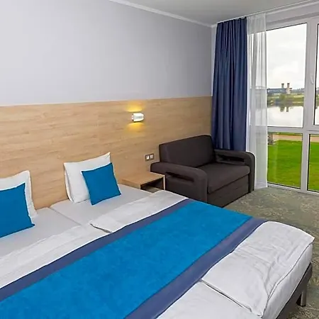 Vela Hotel 2*